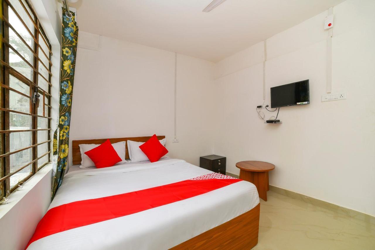 Oyo 40893 Hotel Lotus Guwahati Exterior foto